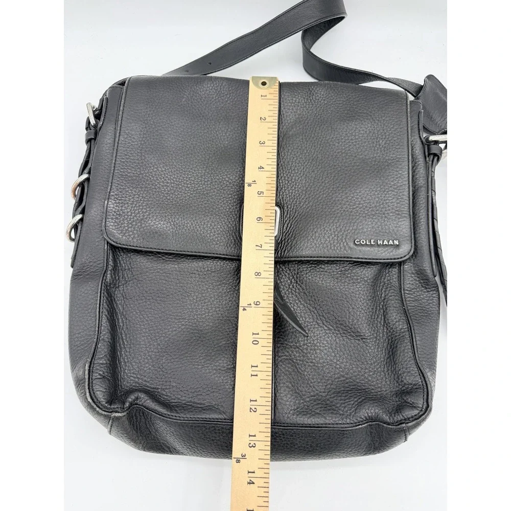 Cole Haan Messenger Bag Mens Large Black‎ Leather Crossbody Adjustable Strap